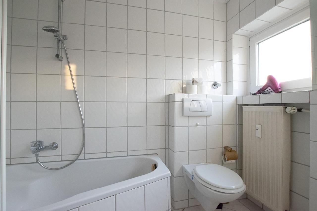 Raj Living - 1 , 3 And 4 Room Apartments - 20 Min Messe Dus & Airport Dus Meerbusch Exteriér fotografie